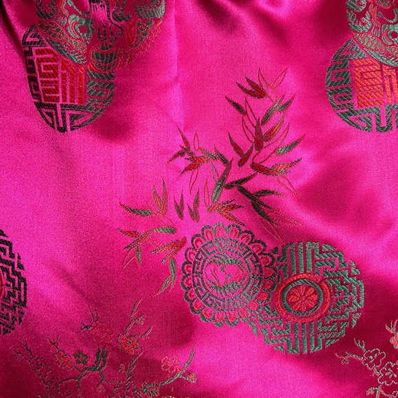 Kimono/ Geisha robe /Size S- M / FUCHSIA /Rayon Brocade - Picture 7 of 9